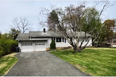 17 Hilltop Cir, Hanover Township, NJ 07981 - Photo 1