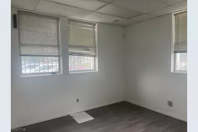 85 S Harrison St, East Orange, NJ 07018 - Photo 17