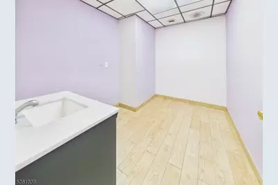 623 N Wood Ave, Linden, NJ 07036 - Photo 9