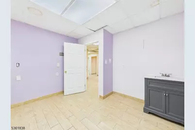 623 N Wood Ave, Linden, NJ 07036 - Photo 13