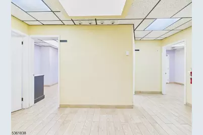 623 N Wood Ave, Linden, NJ 07036 - Photo 25