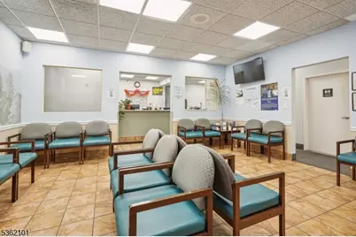 25 E Willow St., Millburn, NJ 07041 - Photo 7