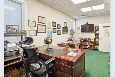 25 E Willow St., Millburn, NJ 07041 - Photo 9