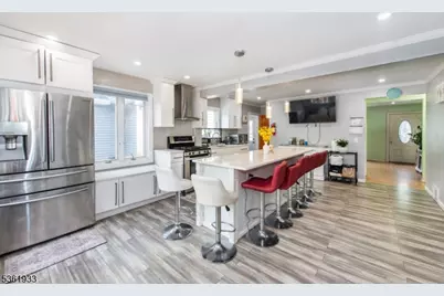 30 Filbert Ln, Union Township, NJ 07083 - Photo 1