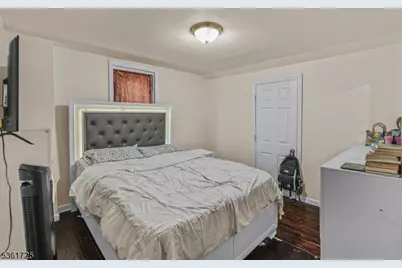 832 S 15th St, Newark, NJ 07108 - Photo 17