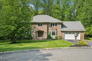 4 Shelter Cove Rd, Denville, NJ 07950 - Photo 1