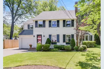 3 Ivy Pl, North Plainfield, NJ 07062 - Photo 1