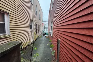 27 Highland Ave, Newark, NJ 07104 - Photo 15