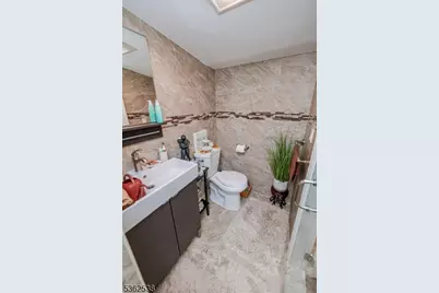 136 Martin Ave, Clifton, NJ 07012 - Photo 27