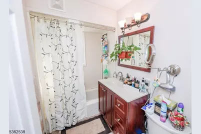 136 Martin Ave, Clifton, NJ 07012 - Photo 17