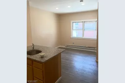 475 Clinton Ave, Newark, NJ 07108 - Photo 5