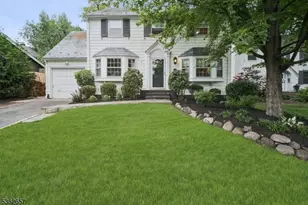 4 Kingsland Ct, South Orange, NJ 07079 - Photo 1