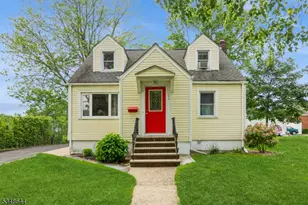 226 Meadow St, Roselle Park, NJ 07204 - Photo 1