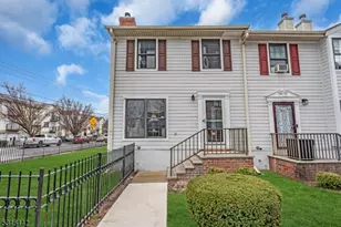 35 Gouverneur St, Newark, NJ 07104 - Photo 1