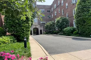 133 Summit Ave-Unit, Summit, NJ 07901 - Photo 1