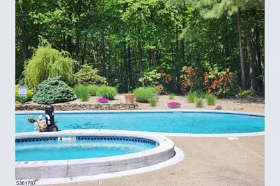 9212 Richmond Rd #9212, West Milford, NJ 07480 - Photo 11