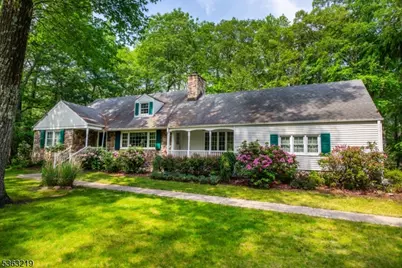 504 Pepperidge Tree Ln, Kinnelon, NJ 07405 - Photo 1