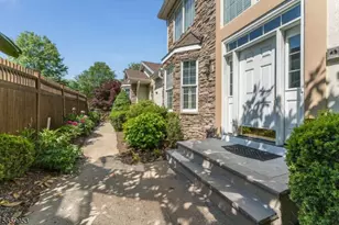 34 Wyckoff Way, Chester, NJ 07930 - Photo 1