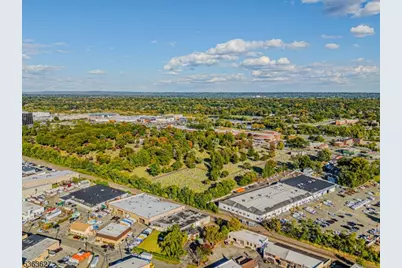 22 Johnson Ave, Hackensack, NJ 07601 - Photo 3