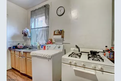 113 Elizabeth Ave, Newark, NJ 07108 - Photo 17