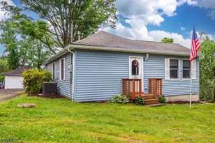 35 Magnolia Rd, West Milford, NJ 07421 - Photo 1