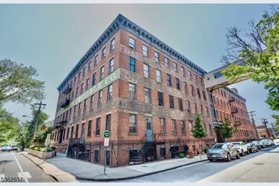 187 Wayne St #208C, Jersey City, NJ 07302 - Photo 1