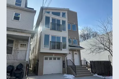 274 W Runyon Street, Newark, NJ 07108 - Photo 1