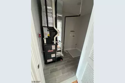 465 Hawthorne Avenue, Newark, NJ 07112 - Photo 29