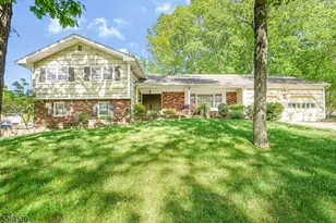 24 Eton Ct, Wayne, NJ 07470 - Photo 1