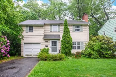 95 Essex Ave, Montclair, NJ 07042 - Photo 1