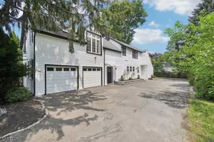 24 Tuers Pl, Montclair, NJ 07043 - Photo 1