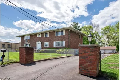 10 Memorial Dr, Woodland Park, NJ 07424 - Photo 1