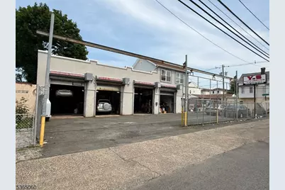 500 Livingston St, Elizabeth, NJ 07206 - Photo 1