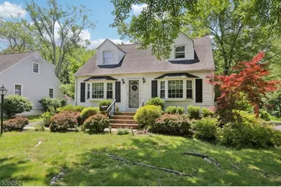 29 Union Ave, New Providence, NJ 07974 - Photo 1