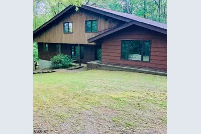 5 Forest Dr, Hampton Township, NJ 07860 - Photo 1