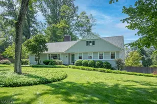 21 Sycamore Hill Rd, Bernardsville, NJ 07924 - Photo 1