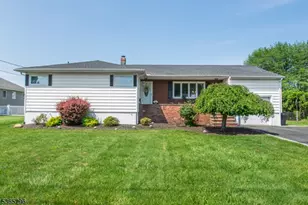 11 Vine St, Fairfield, NJ 07004 - Photo 1