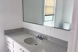 53 Hille Pl, Ridgefield, NJ 07660 - Photo 7