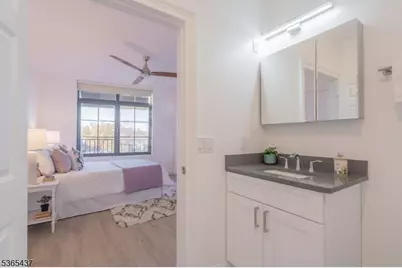 1026 Stuyvesant Ave #302, Union Township, NJ 07083 - Photo 7