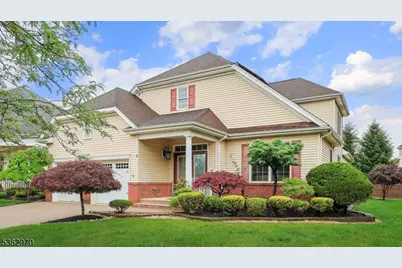 9 Independence Ct, Franklin Township, NJ 08873 - Photo 1