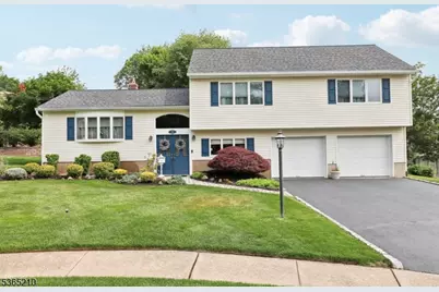 6 Kipp Ct, Wayne, NJ 07470 - Photo 1