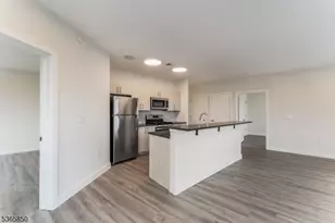 72 S Essex Ave, Orange, NJ 07050 - Photo 7