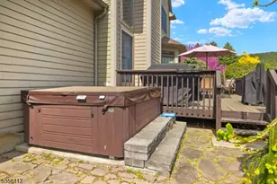 2 Sutton Ct, Hardyston Township, NJ 07419 - Photo 41