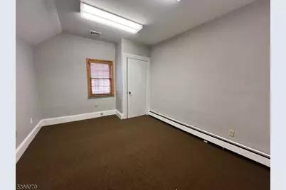 26 Millburn Ave Rm 6, Springfield Twp., NJ 07081 - Photo 5