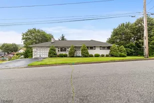 35 Hillside Ave, Netcong, NJ 07857 - Photo 3
