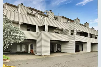 801 Spinnaker Ct, Secaucus, NJ 07094 - Photo 1
