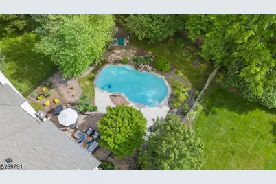 301 Berkley Ave, Montgomery Township, NJ 08502 - Photo 3