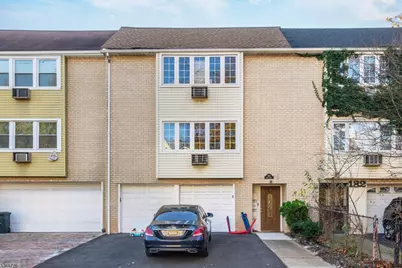 184 Park St, East Orange, NJ 07017 - Photo 1