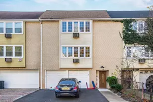 184 Park St, East Orange, NJ 07017 - Photo 1