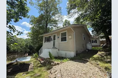 524 Brooklyn Mountain Rd, Hopatcong, NJ 07843 - Photo 1